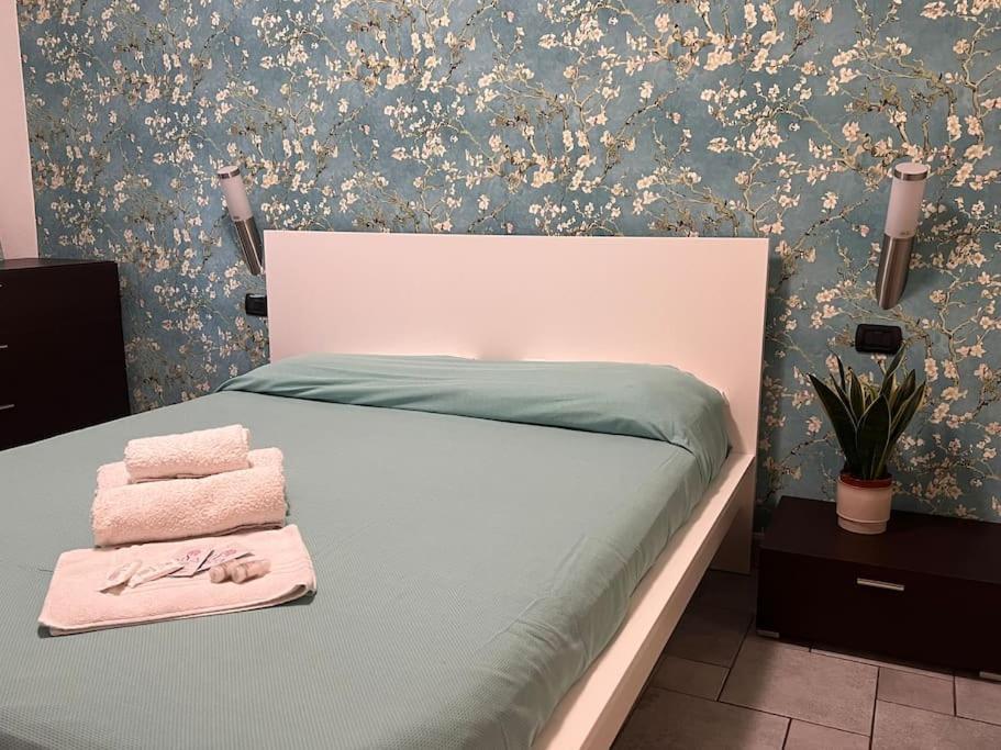 Il Cortiletto Di Varese Exterior foto